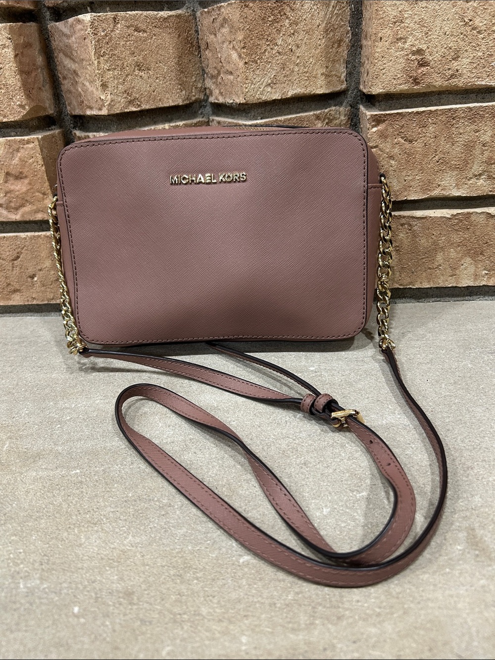 Michael Kors Mauve Pink Saffiano Crossbody with Gold Chain
